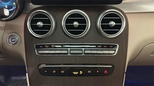 Thumbnail: 2022 Mercedes-Benz GLC - 27