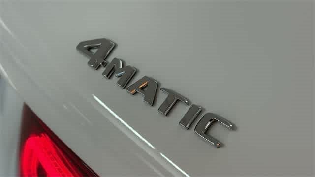 Thumbnail: 2022 Mercedes-Benz GLC - 19