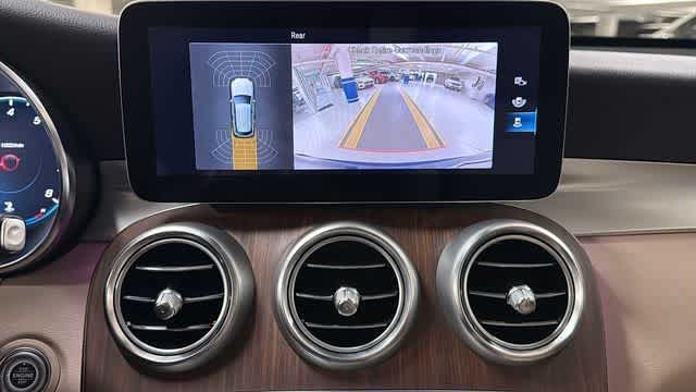 Thumbnail: 2022 Mercedes-Benz GLC - 28