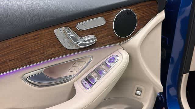 Thumbnail: 2022 Mercedes-Benz GLC - 24