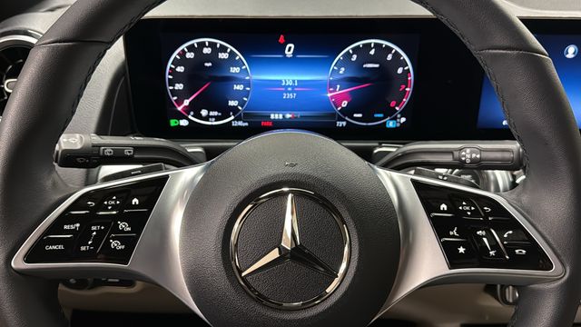 Thumbnail: 2026 Mercedes-Benz GLB - 15