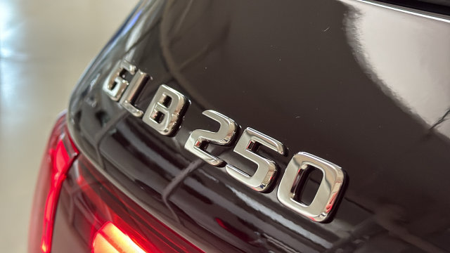 Thumbnail: 2026 Mercedes-Benz GLB - 7