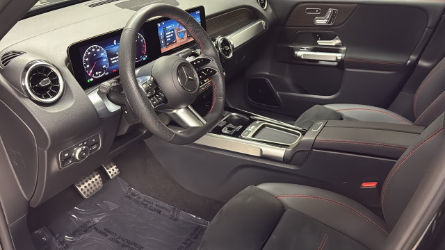 Thumbnail: 2026 Mercedes-Benz GLB - 14