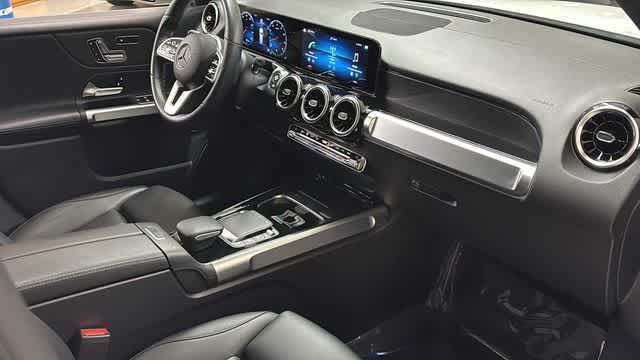 Thumbnail: 2022 Mercedes-Benz GLB - 36
