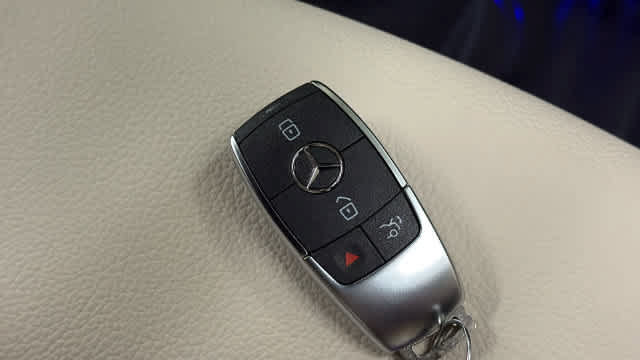 Thumbnail: 2026 Mercedes-Benz GLB - 36