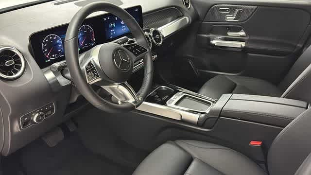 Thumbnail: 2026 Mercedes-Benz GLB - 14