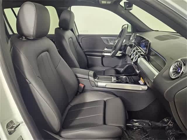 Thumbnail: 2025 Mercedes-Benz GLB - 55