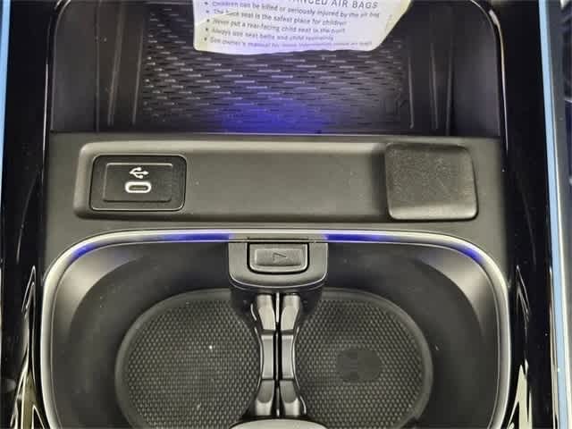 Thumbnail: 2025 Mercedes-Benz GLB - 65