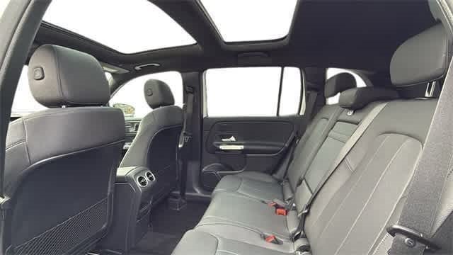 Thumbnail: 2025 Mercedes-Benz GLB - 13