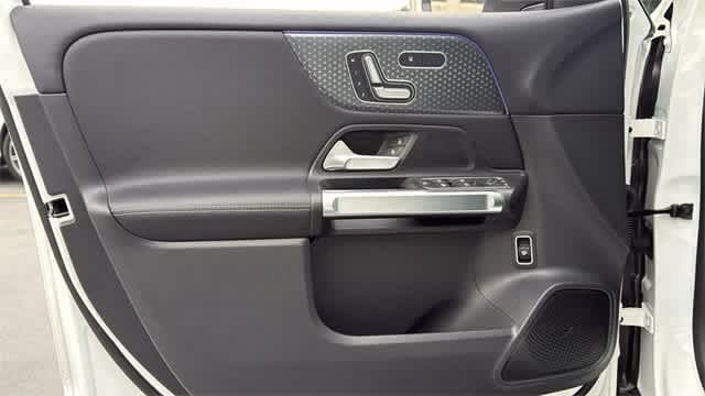 Thumbnail: 2025 Mercedes-Benz GLB - 25