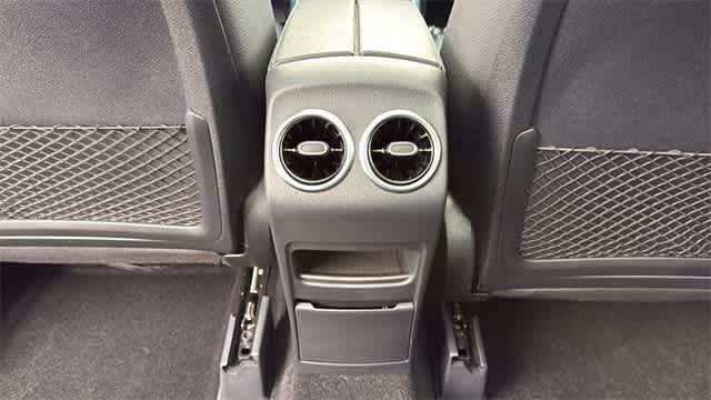 Thumbnail: 2025 Mercedes-Benz GLB - 23