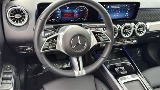 Thumbnail: 2025 Mercedes-Benz GLB - 2