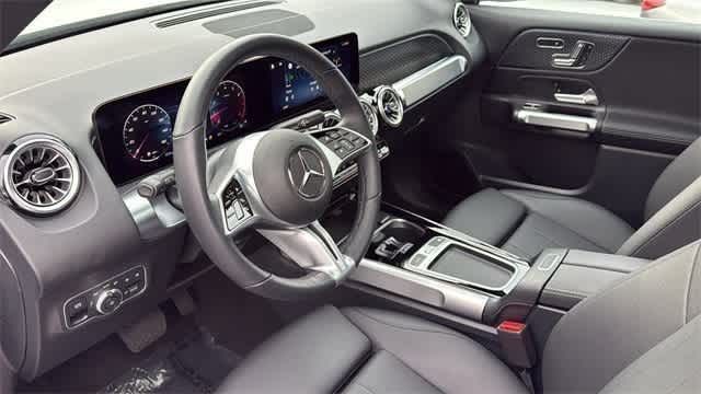 Thumbnail: 2025 Mercedes-Benz GLB - 9