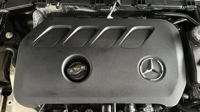 Thumbnail: 2026 Mercedes-Benz GLB - 9