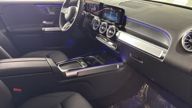 Thumbnail: 2026 Mercedes-Benz GLB - 38