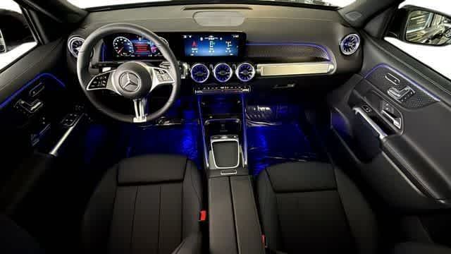 Thumbnail: 2026 Mercedes-Benz GLB - 2