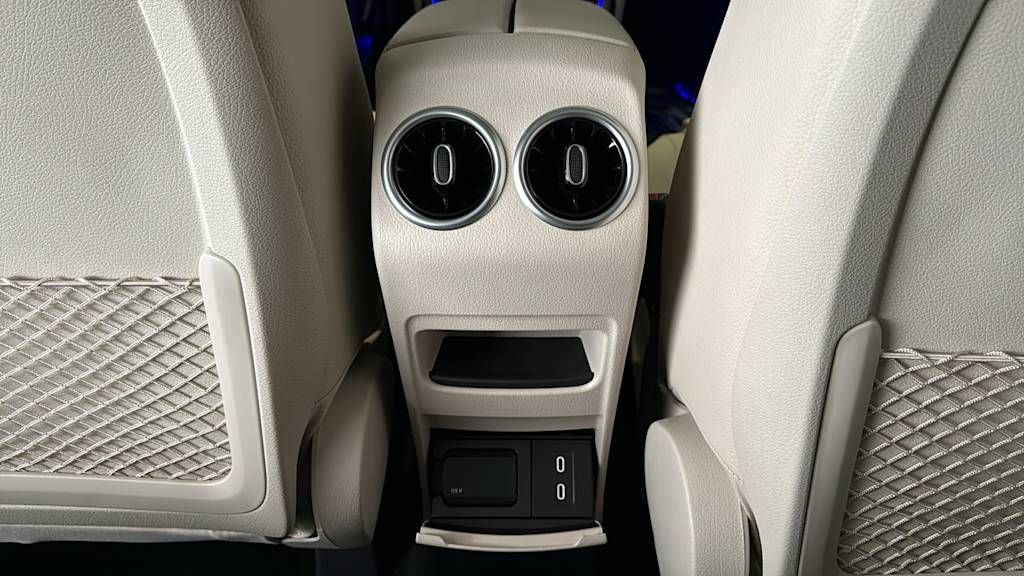 Thumbnail: 2026 Mercedes-Benz GLB - 31