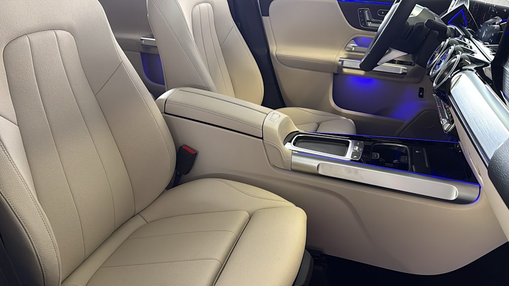 Thumbnail: 2026 Mercedes-Benz GLB - 36