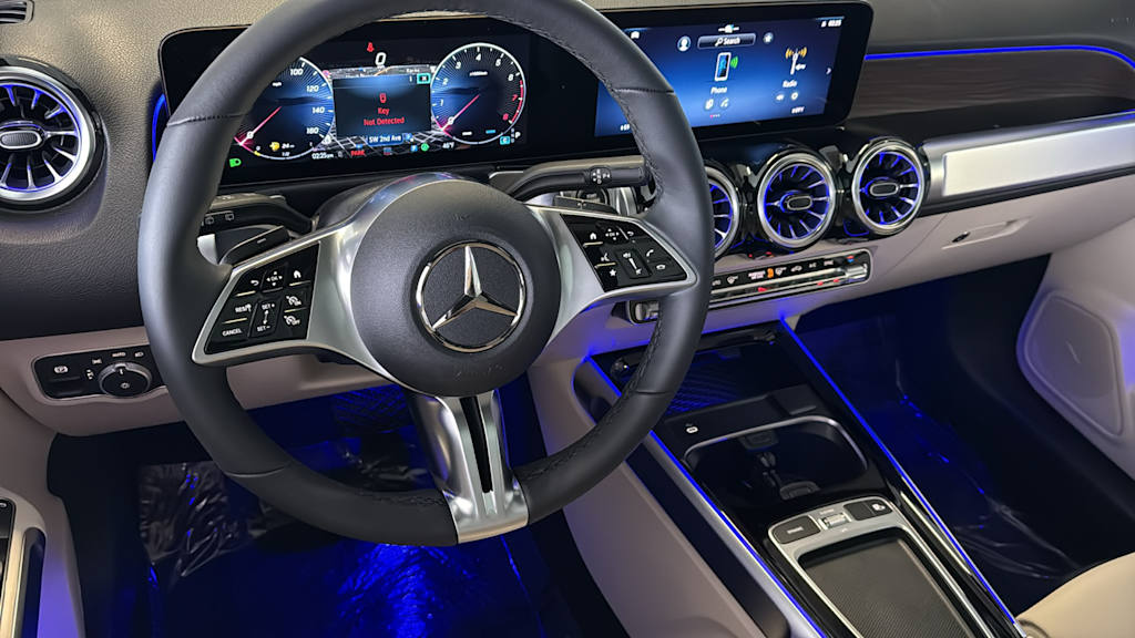 Thumbnail: 2026 Mercedes-Benz GLB - 14