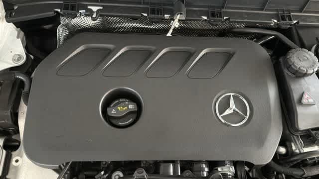 Thumbnail: 2026 Mercedes-Benz GLB - 3