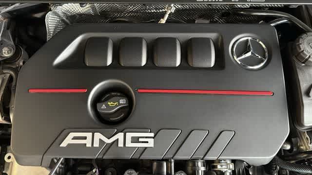 Thumbnail: 2026 Mercedes-Benz GLB - 9