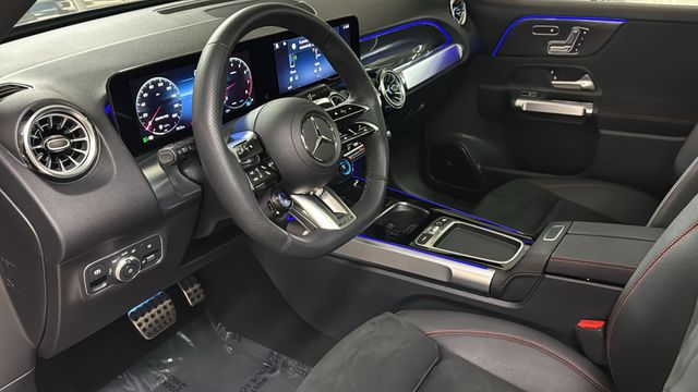 Thumbnail: 2026 Mercedes-Benz GLB - 14