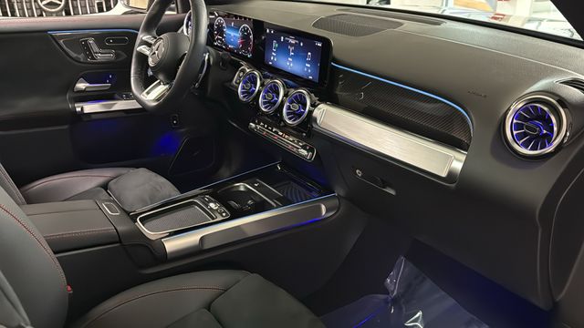 Thumbnail: 2026 Mercedes-Benz GLB - 15