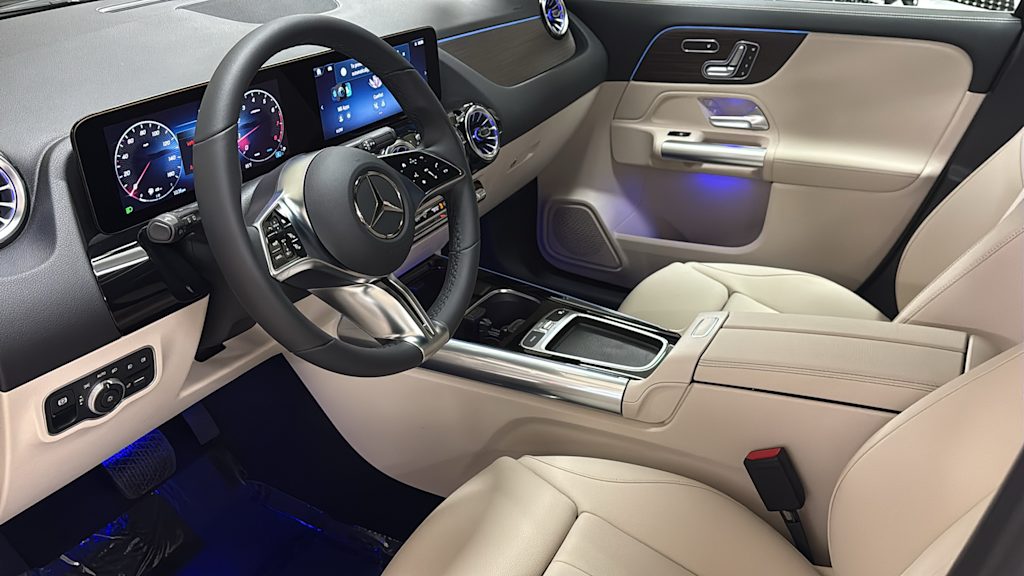 Thumbnail: 2026 Mercedes-Benz GLA - 15