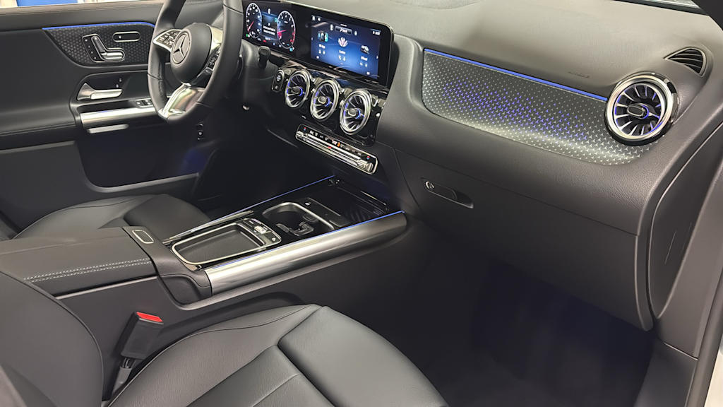 Thumbnail: 2026 Mercedes-Benz GLA - 15