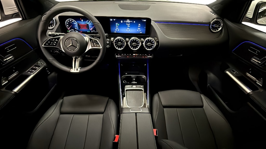 Thumbnail: 2026 Mercedes-Benz GLA - 2