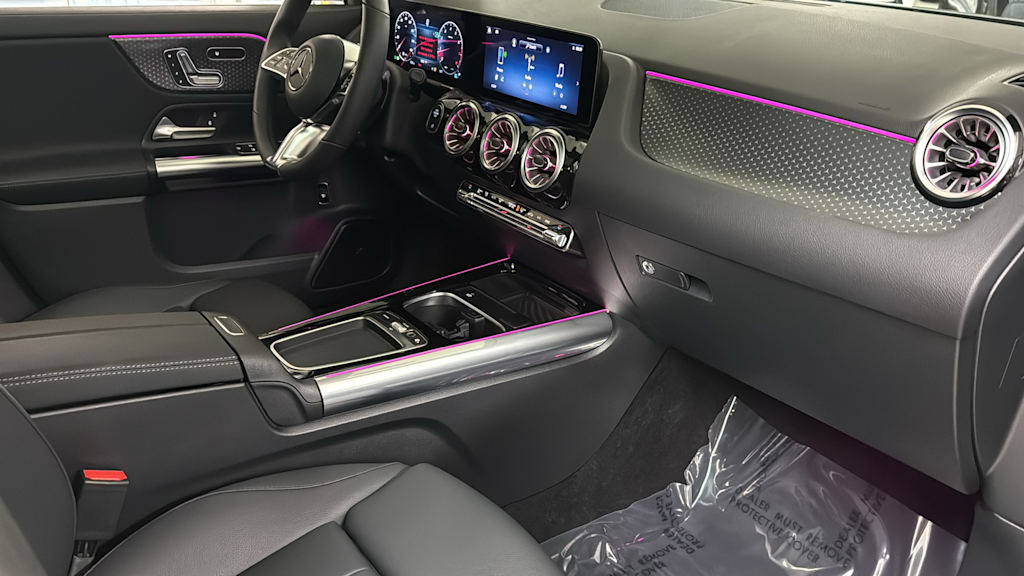 Thumbnail: 2026 Mercedes-Benz GLA - 33