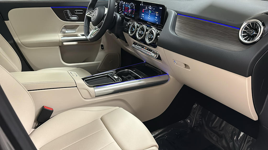 Thumbnail: 2026 Mercedes-Benz GLA - 15