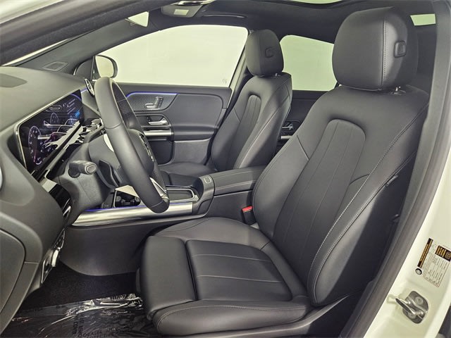 Thumbnail: 2025 Mercedes-Benz GLA - 11