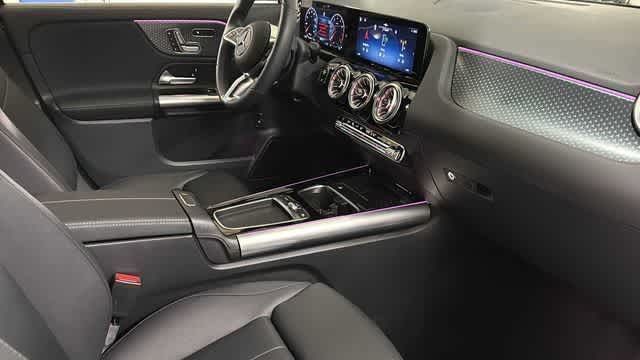 Thumbnail: 2025 Mercedes-Benz GLA - 14