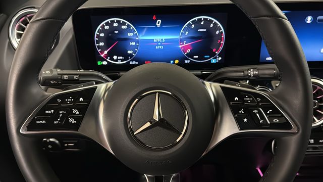 Thumbnail: 2025 Mercedes-Benz GLA - 9
