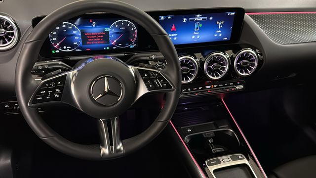 Thumbnail: 2025 Mercedes-Benz GLA - 13