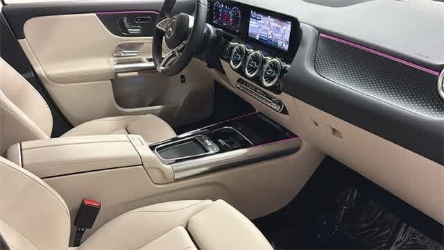 Thumbnail: 2025 Mercedes-Benz GLA - 36