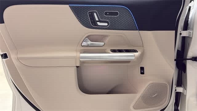 Thumbnail: 2025 Mercedes-Benz GLA - 21