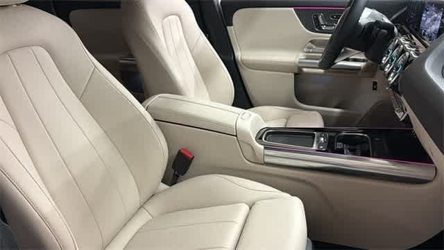 Thumbnail: 2025 Mercedes-Benz GLA - 35