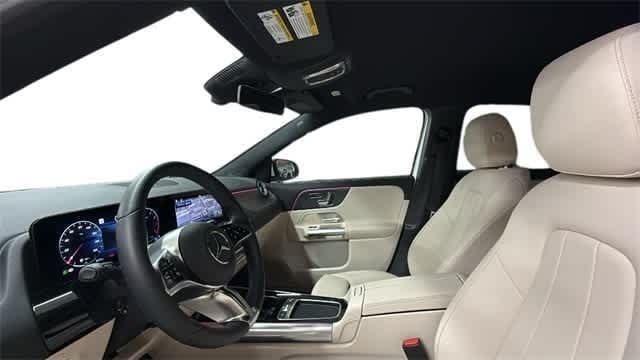 Thumbnail: 2025 Mercedes-Benz GLA - 2