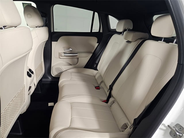 2025 Mercedes-Benz GLA 250 20