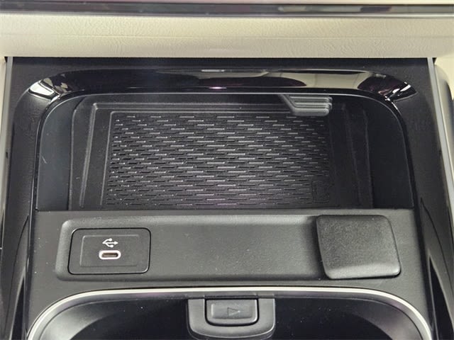 2025 Mercedes-Benz GLA 250 26