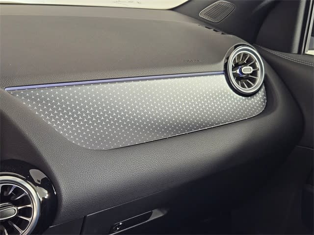 Thumbnail: 2025 Mercedes-Benz GLA - 37