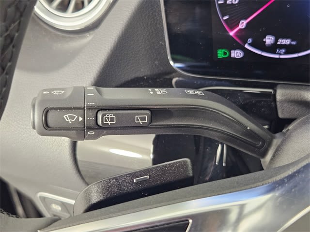 Thumbnail: 2025 Mercedes-Benz GLA - 32