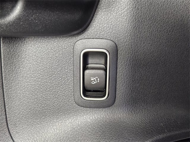 Thumbnail: 2025 Mercedes-Benz GLA - 38