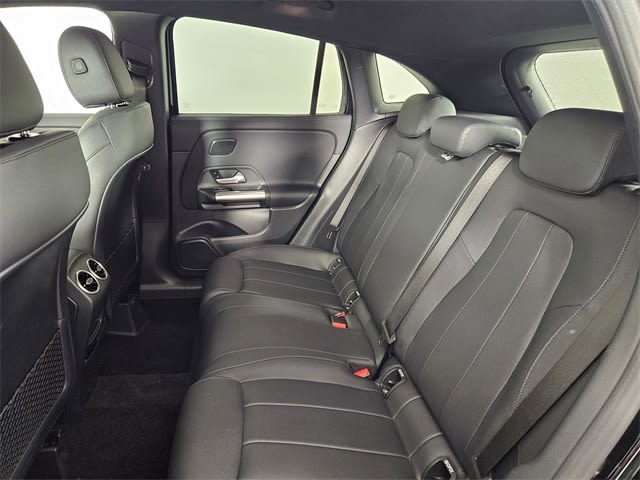 Thumbnail: 2025 Mercedes-Benz GLA - 27