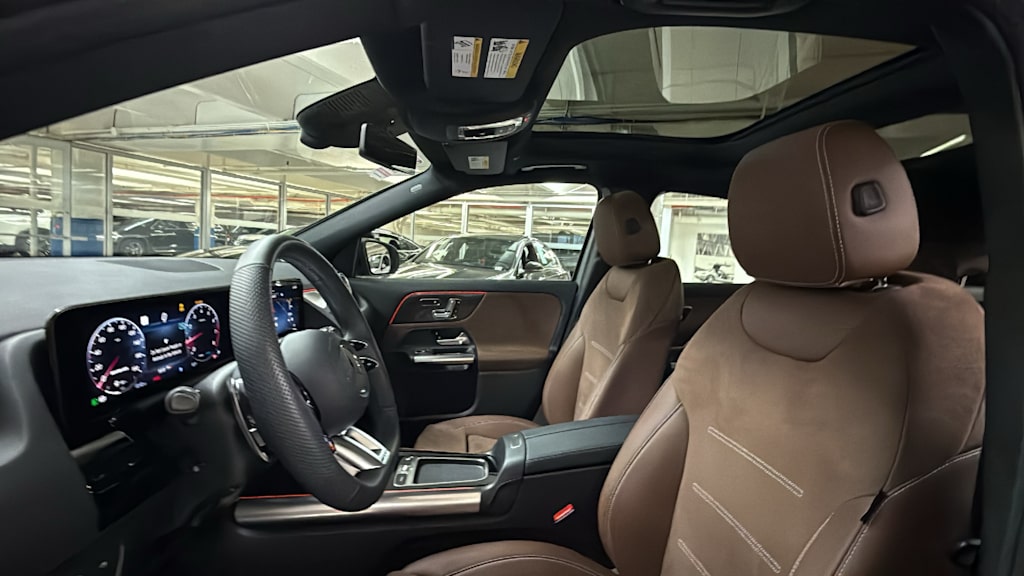 Thumbnail: 2026 Mercedes-Benz GLA - 10