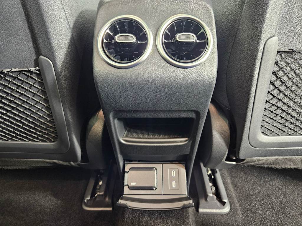 2024 Mercedes-Benz EQB 300 39