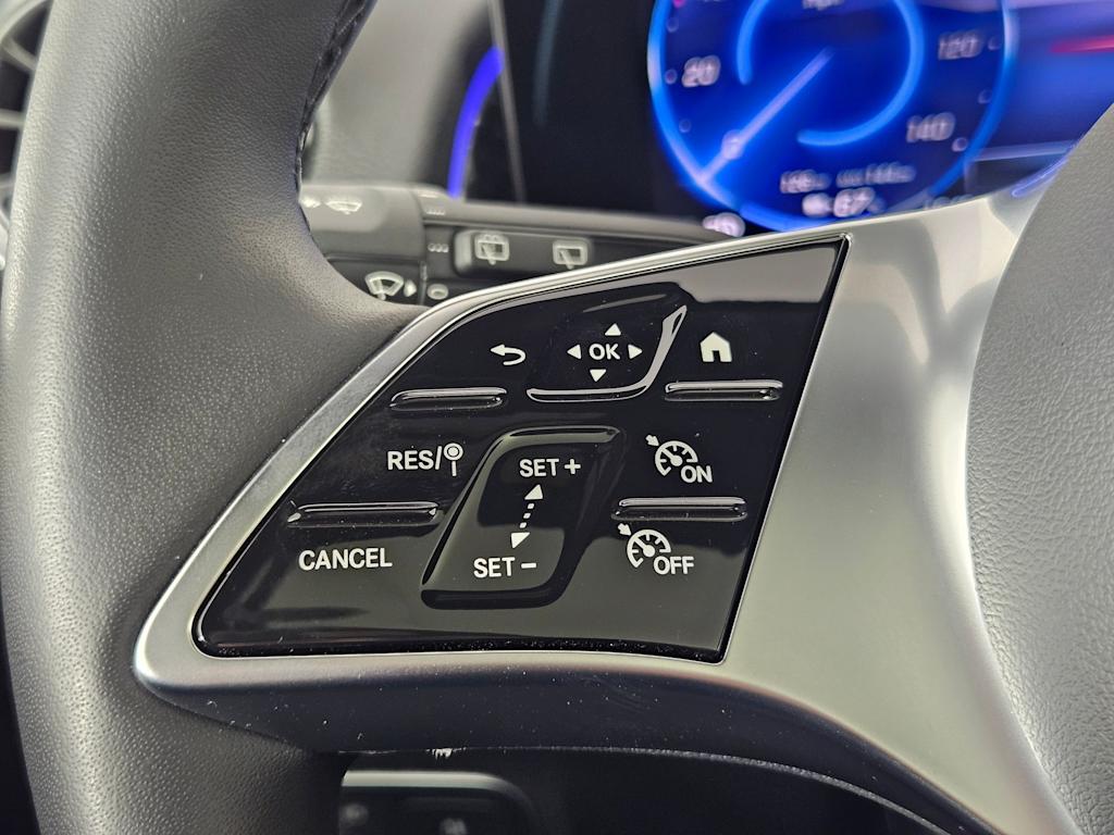 2024 Mercedes-Benz EQB 300 32