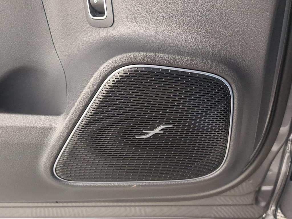 Thumbnail: 2025 Mercedes-Benz EQB - 36